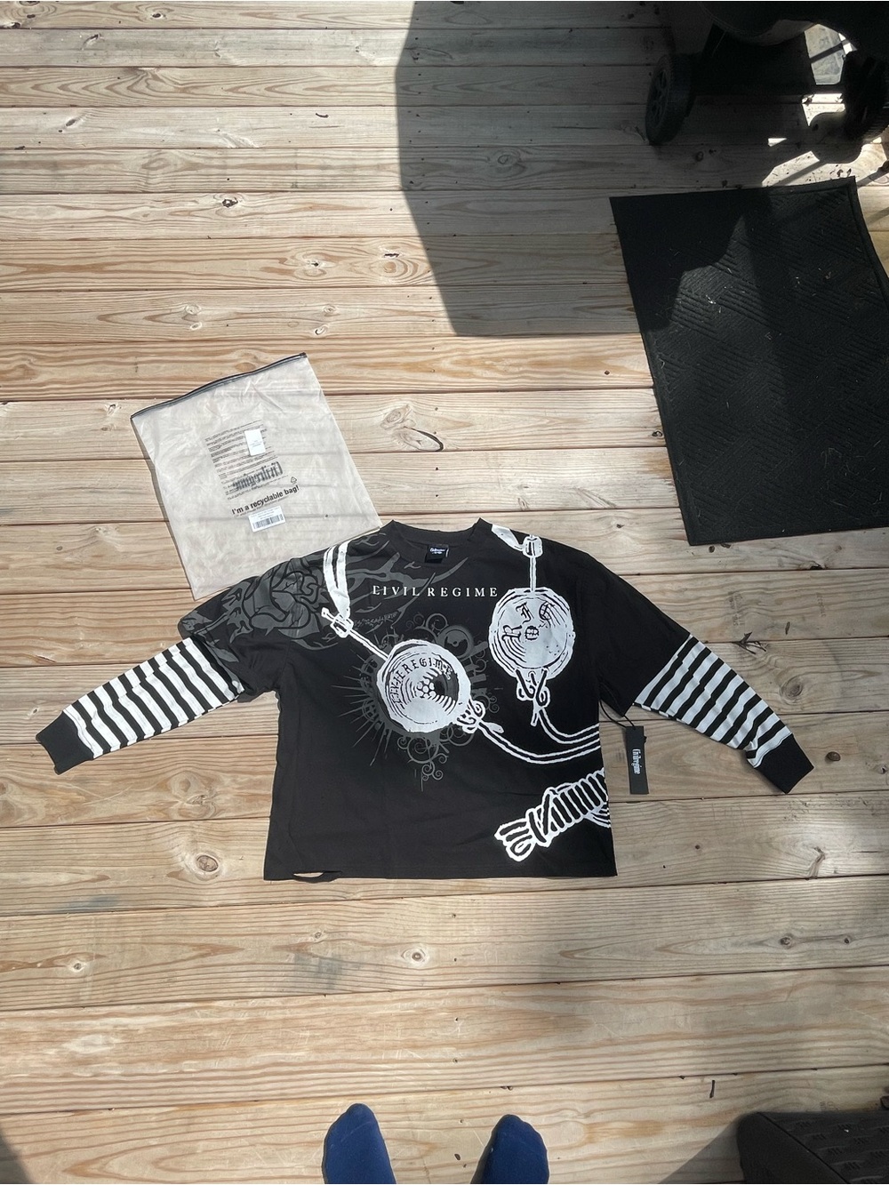 Civil Regime long sleeve medium